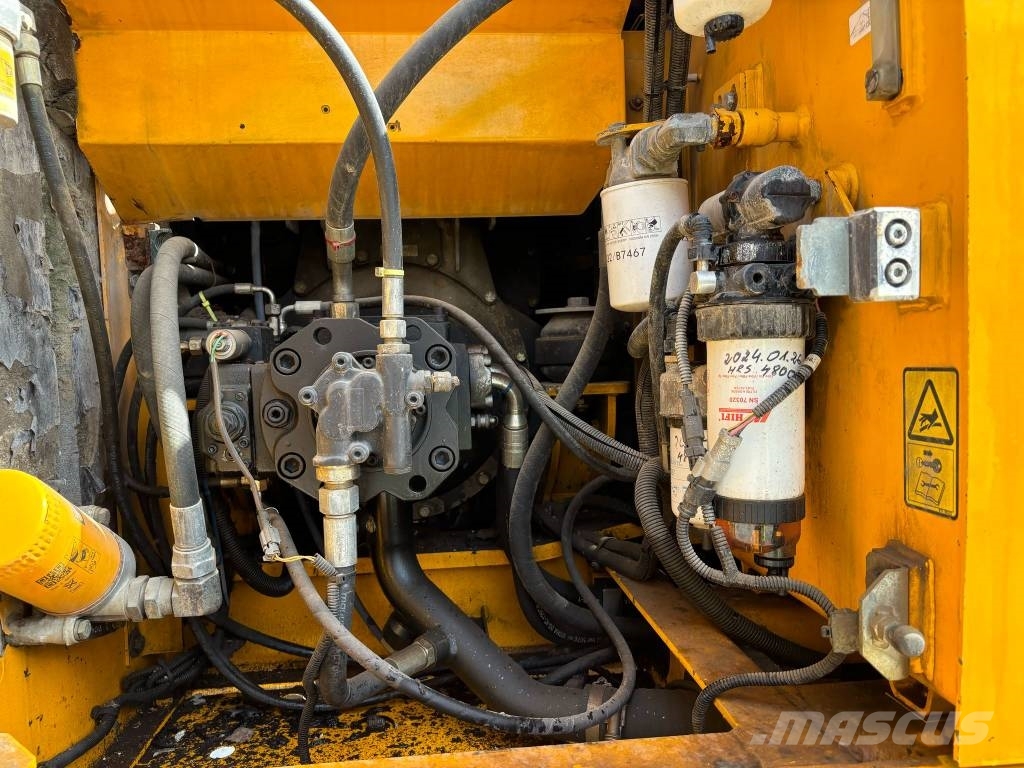 JCB JS 160 LC Paletli ekskavatörler