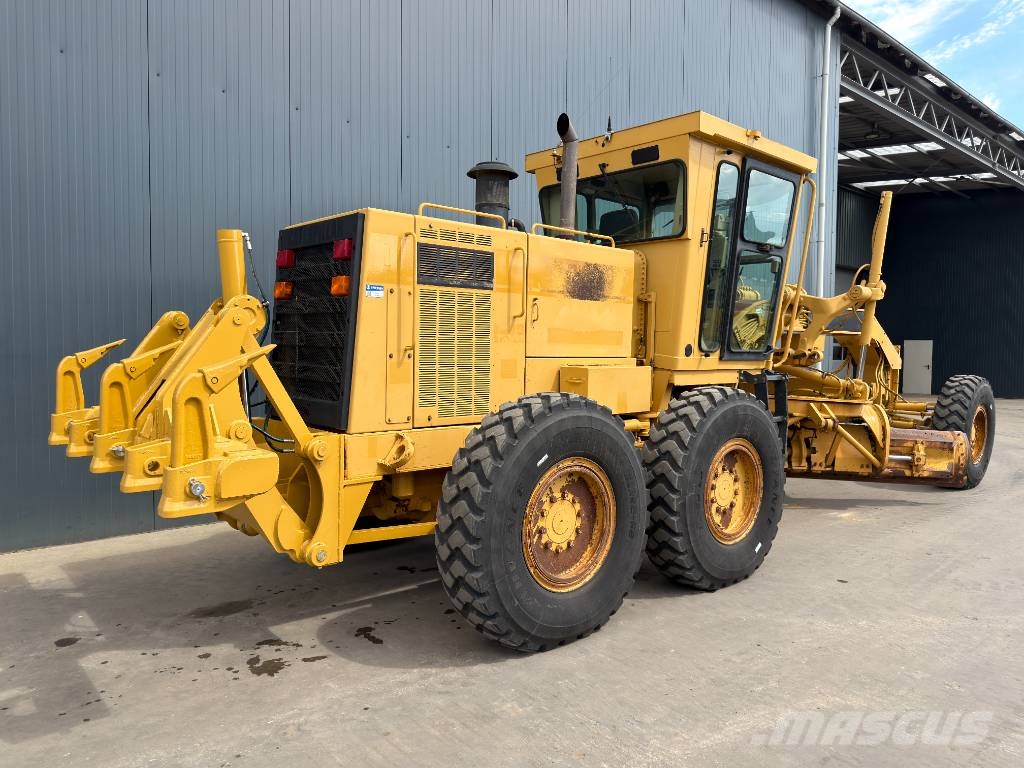 CAT 140H Niveleuse