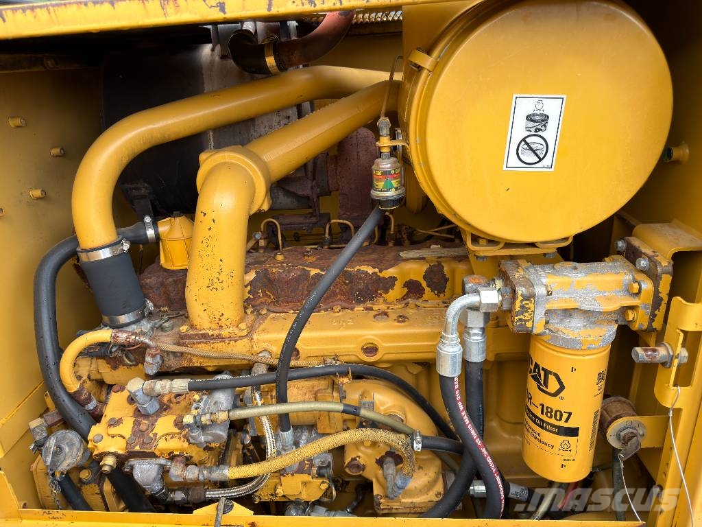 CAT 140H Niveleuse