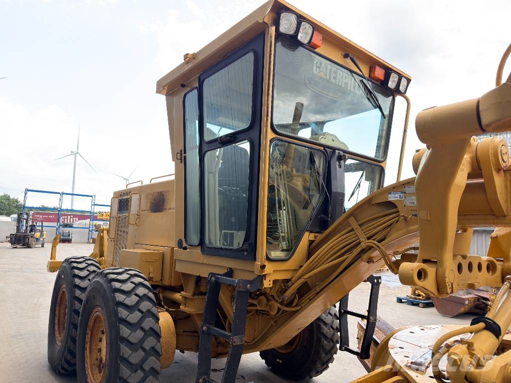 CAT 140H Niveleuse