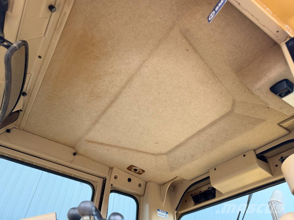 CAT 140H Niveleuse