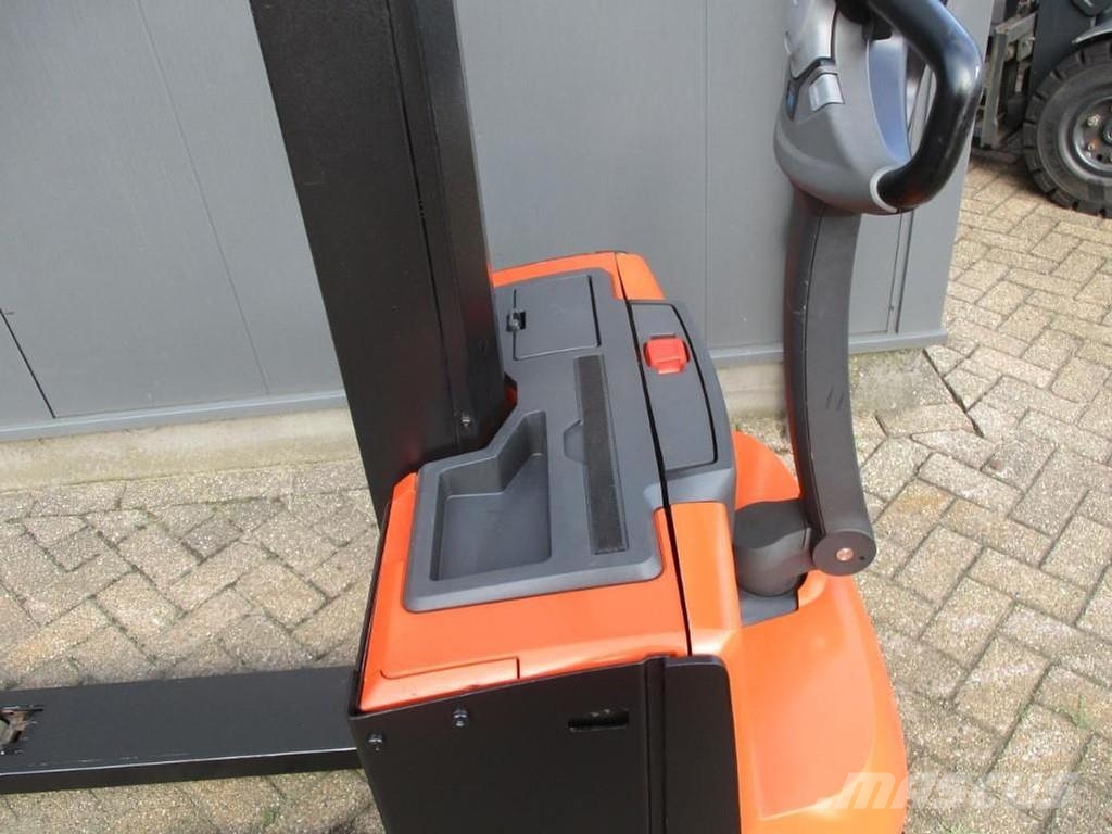 BT SWE 080L Transpaleta manuala