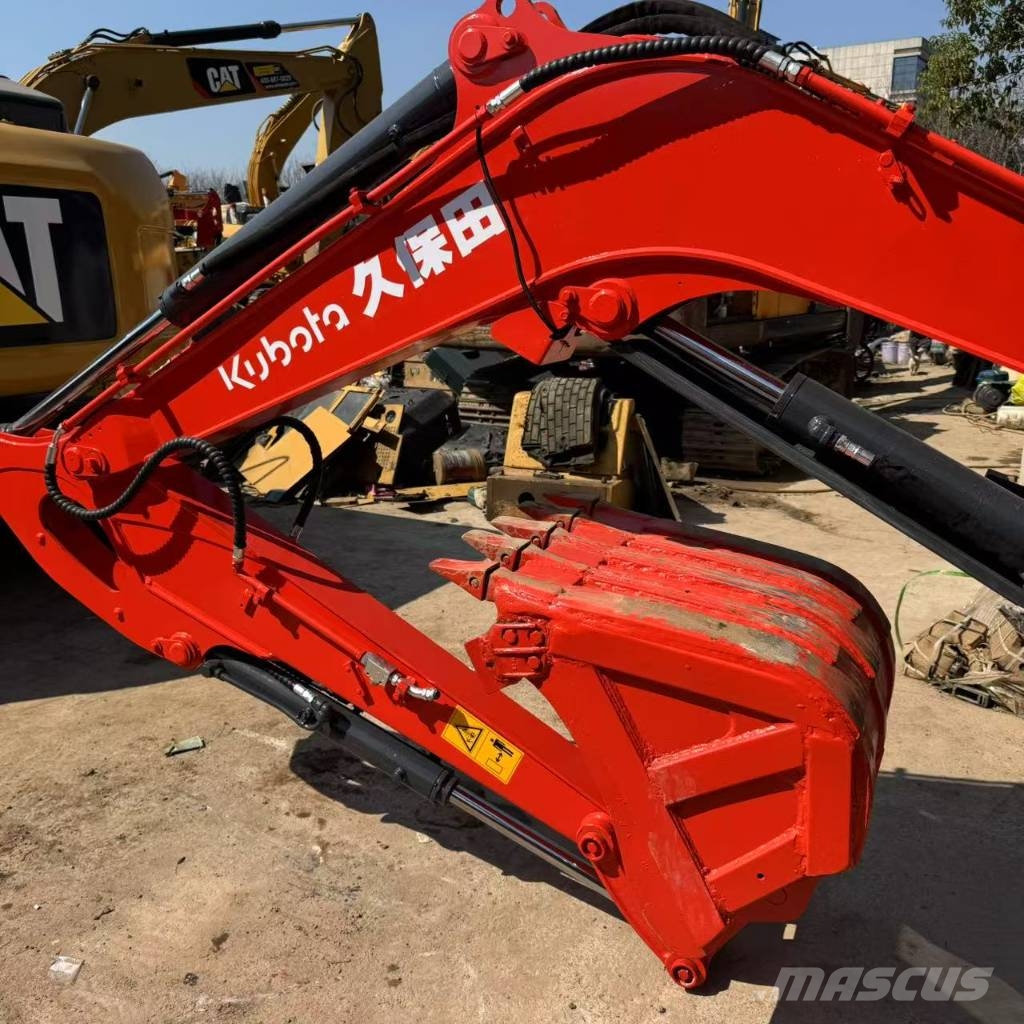 Kubota KX 165 Crawler excavators