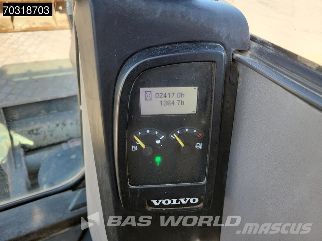 Volvo ECR88 D A/C - 3 Buckets حفارات صغيرة أقل من 7 طن (حفارات صغيرة)