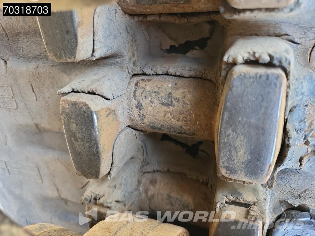 Volvo ECR88 D A/C - 3 Buckets حفارات صغيرة أقل من 7 طن (حفارات صغيرة)