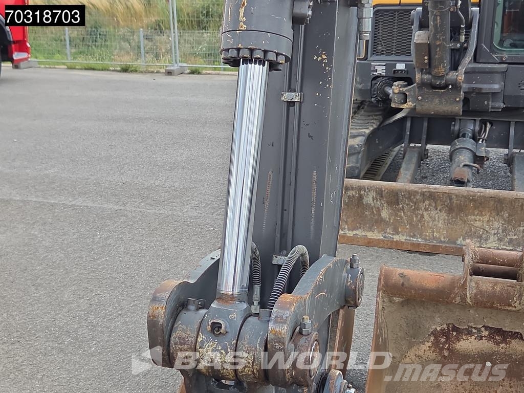 Volvo ECR88 D A/C - 3 Buckets حفارات صغيرة أقل من 7 طن (حفارات صغيرة)