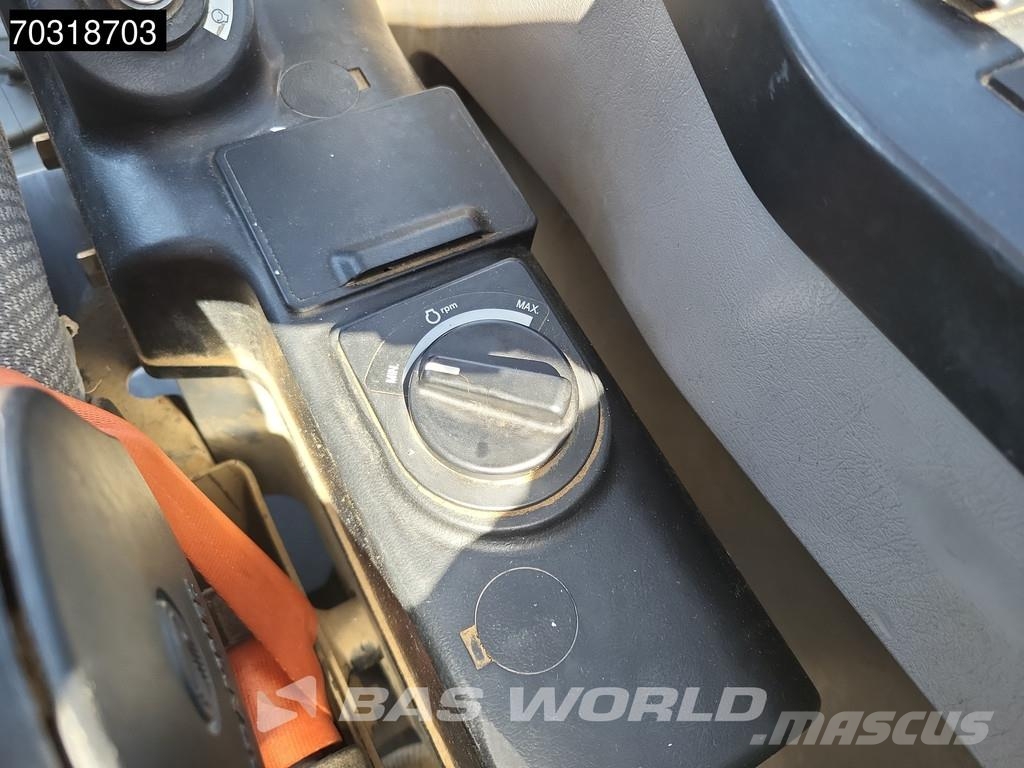 Volvo ECR88 D A/C - 3 Buckets حفارات صغيرة أقل من 7 طن (حفارات صغيرة)