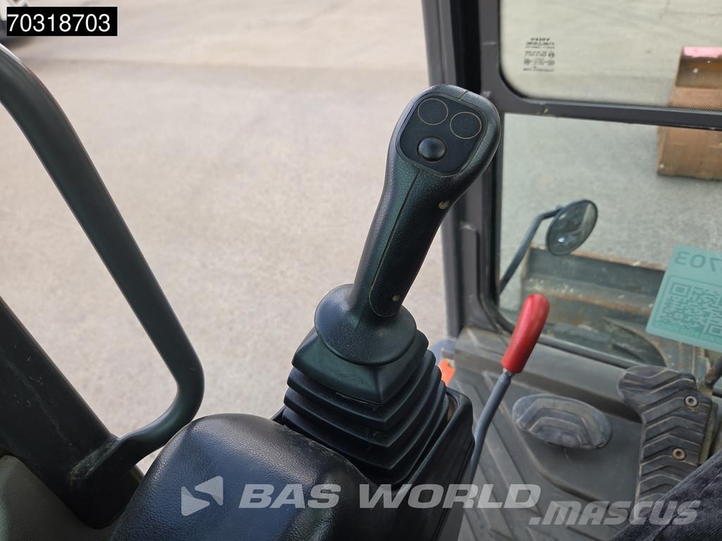 Volvo ECR88 D A/C - 3 Buckets حفارات صغيرة أقل من 7 طن (حفارات صغيرة)