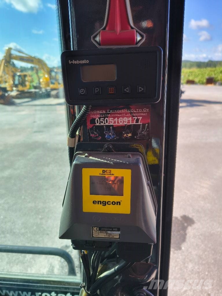 Hitachi ZX 250 LC-6 Telakaivukoneet