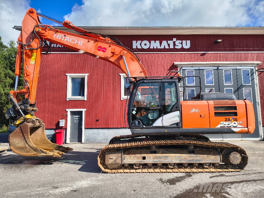 Hitachi ZX 250 LC-6 Telakaivukoneet