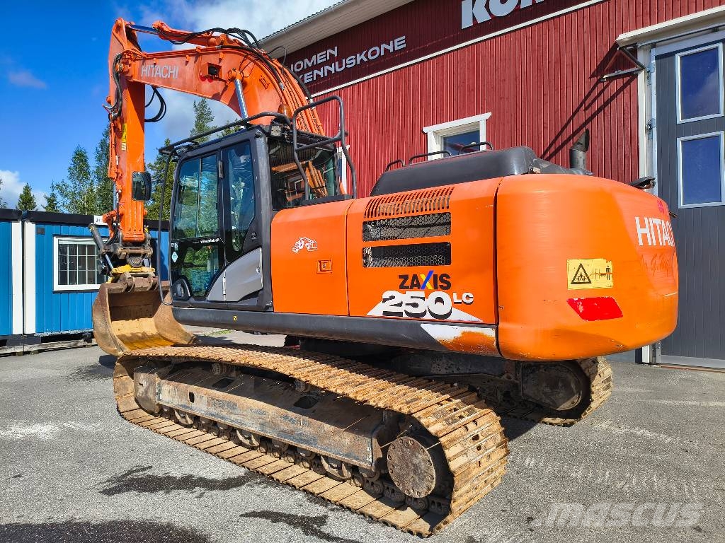 Hitachi ZX 250 LC-6 Telakaivukoneet