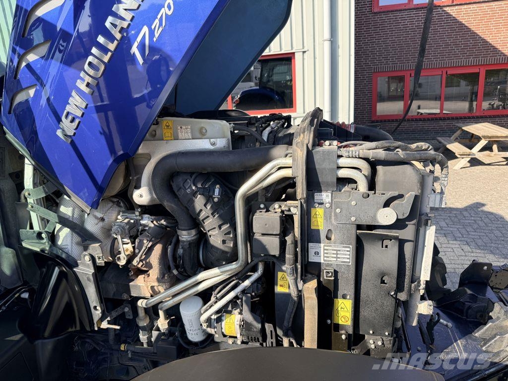 New Holland T7.270AC Blue Power Stage V Traktori