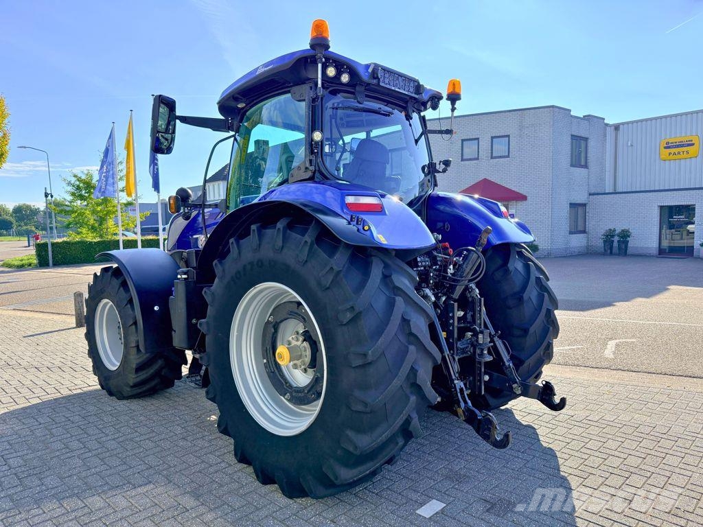New Holland T7.270AC Blue Power Stage V Traktori