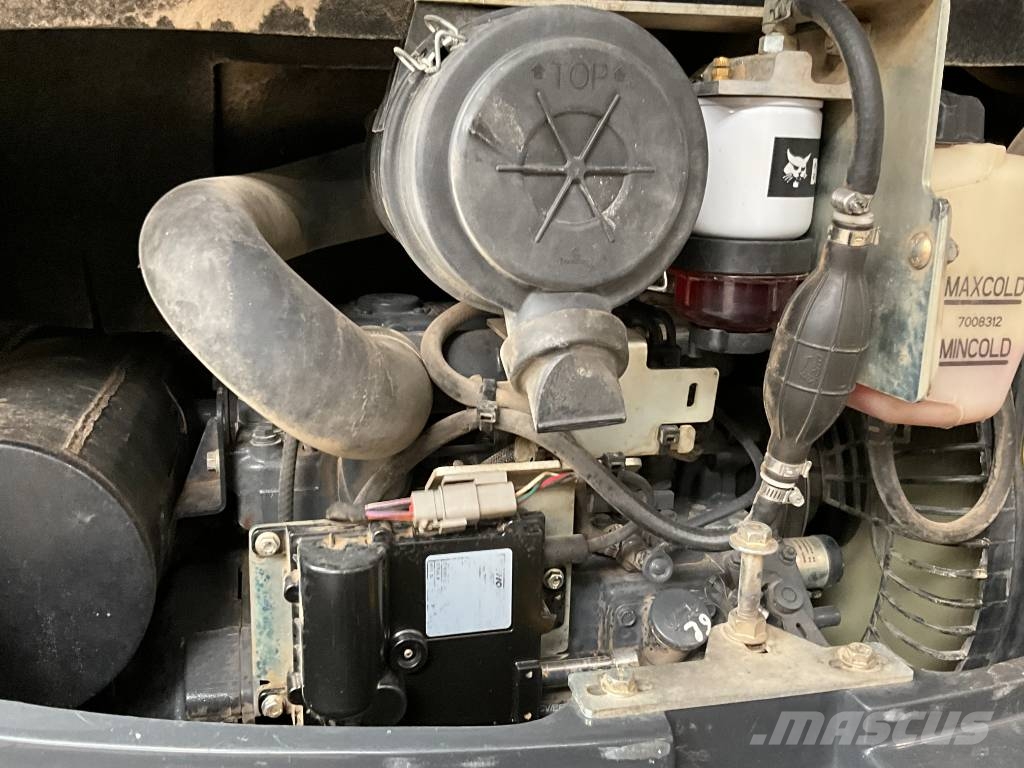 Bobcat E 35z حفارات صغيرة أقل من 7 طن (حفارات صغيرة)