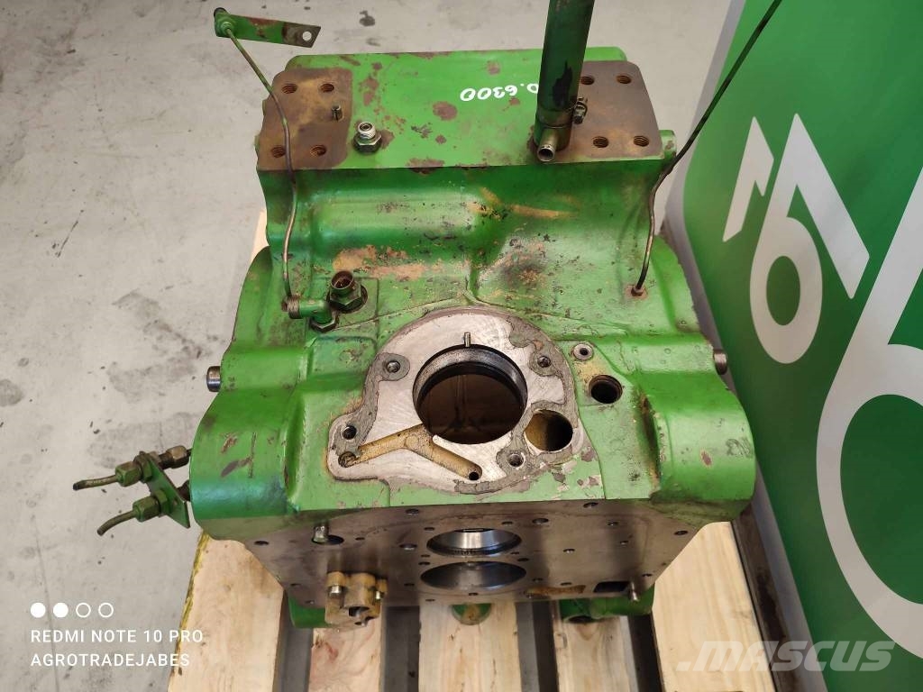 John Deere 6300 (R27.111796)  differential cover Transmisija