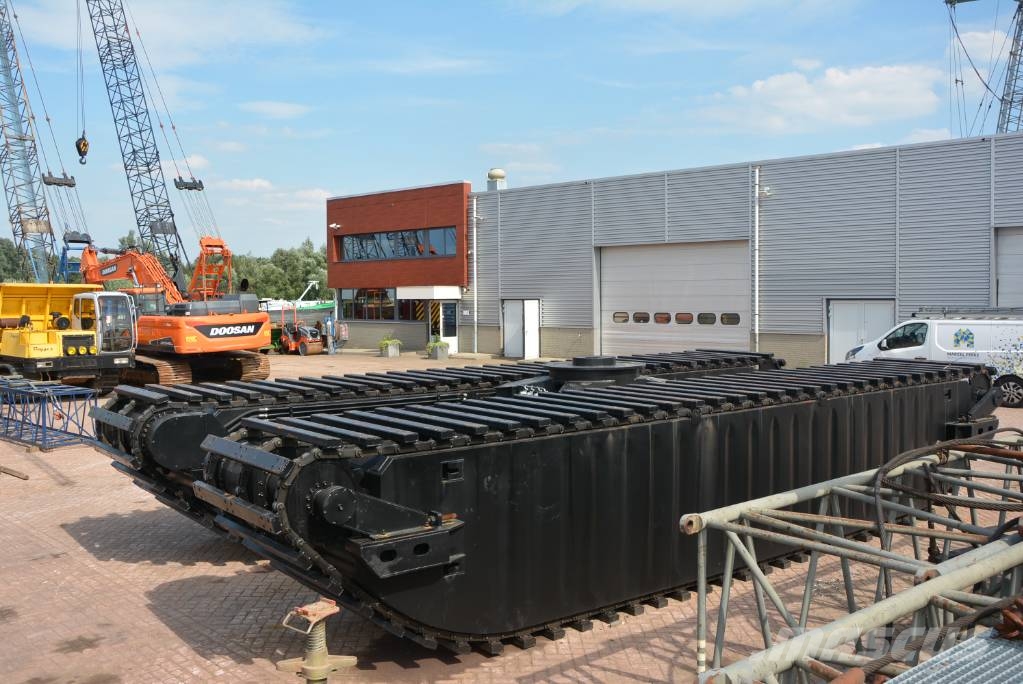 CAT 320 Swampmaster 2200 Amphibious Ponton For Excavat Amfibijski bageri