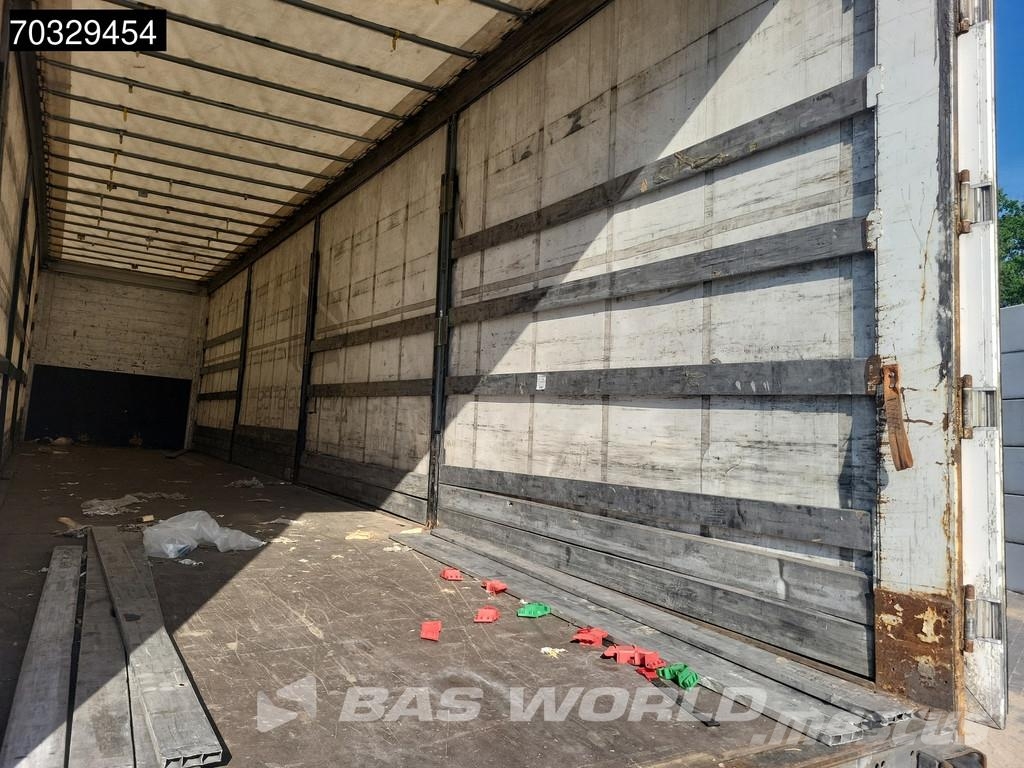 Schmitz Cargobull S3 3 axles Mega Lift+Sliding Roof Tents puspiekabes