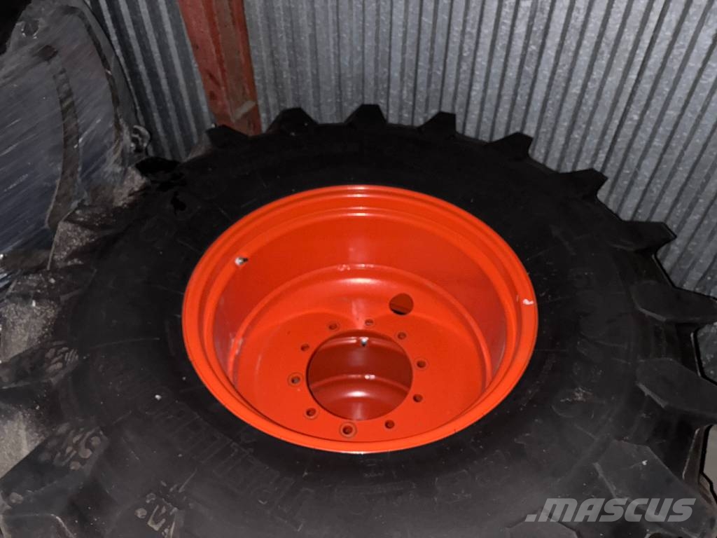 Trelleborg 900/60R38 & 600/65R38 Egyéb traktor tartozékok