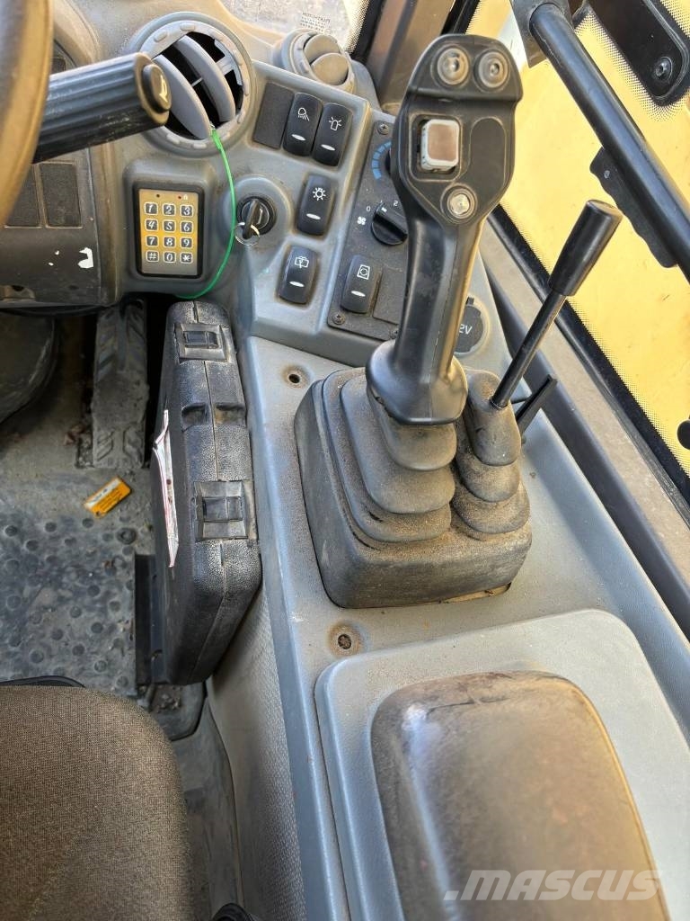 Volvo L 25 F 轮式装载机