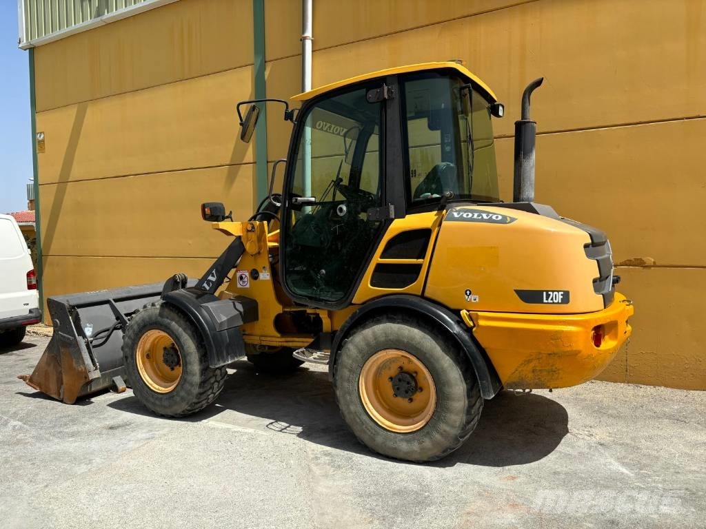 Volvo L 25 F 轮式装载机