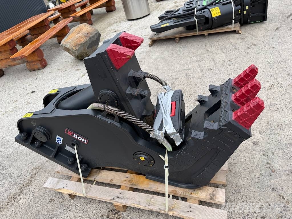Hydraram FPR 16B Concrete Crusher Crushers