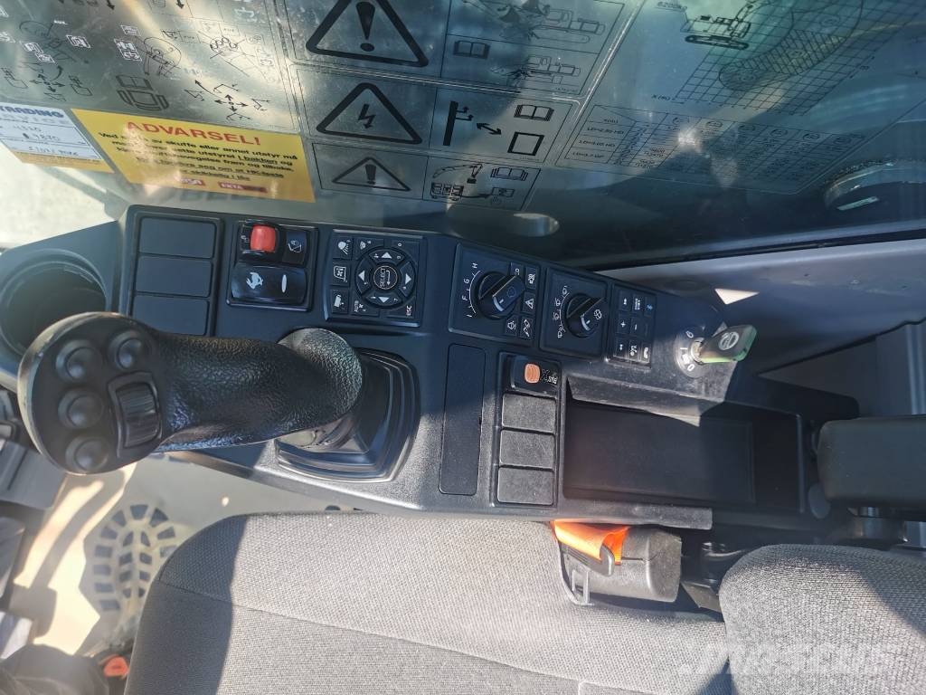 Volvo EC 300 EL Excavadoras sobre orugas