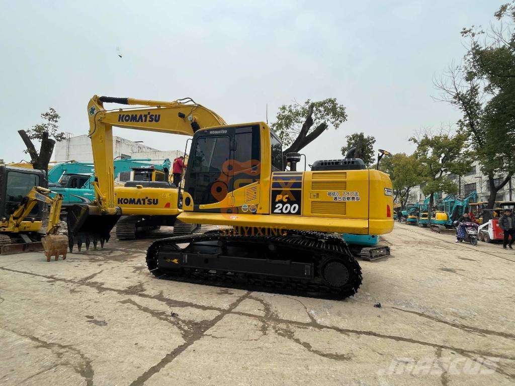 Komatsu PC 200 8N 履带挖掘机