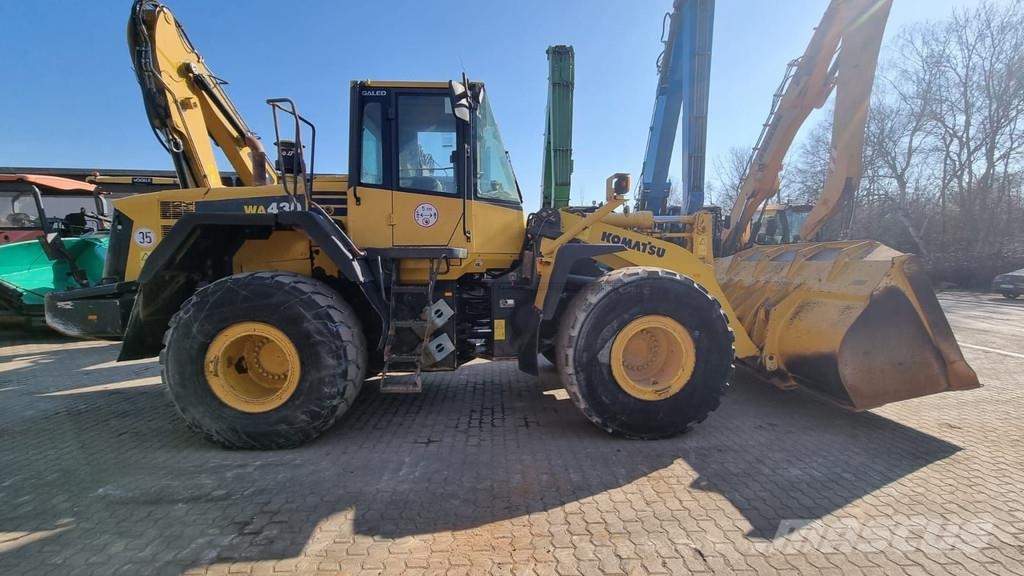 Komatsu WA430-6 Kolesové nakladače
