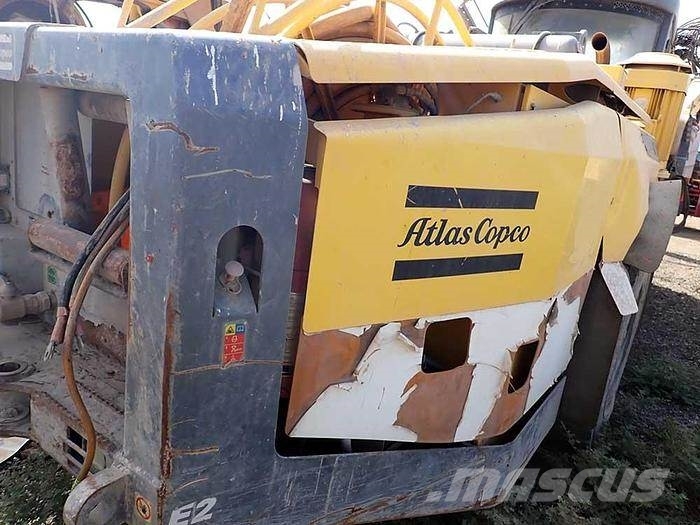 Atlas Copco BOOMER E2C Oberflächenbohrgeräte