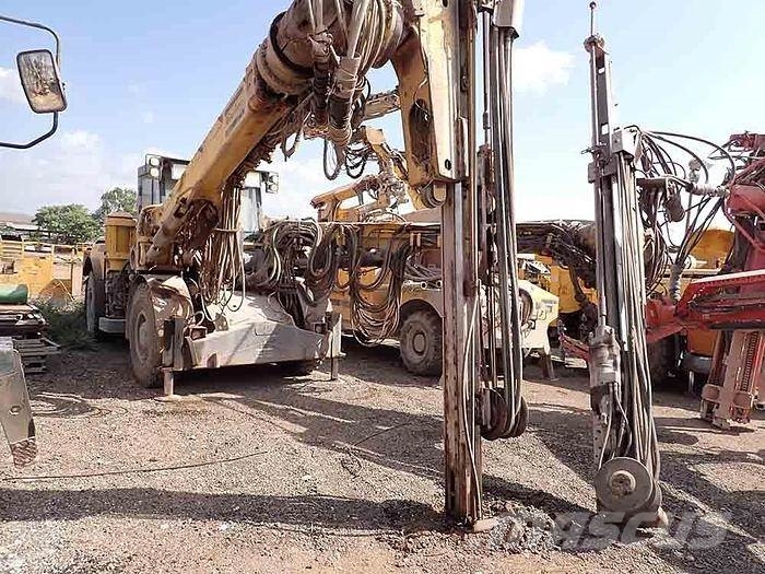 Atlas Copco BOOMER E2C Oberflächenbohrgeräte