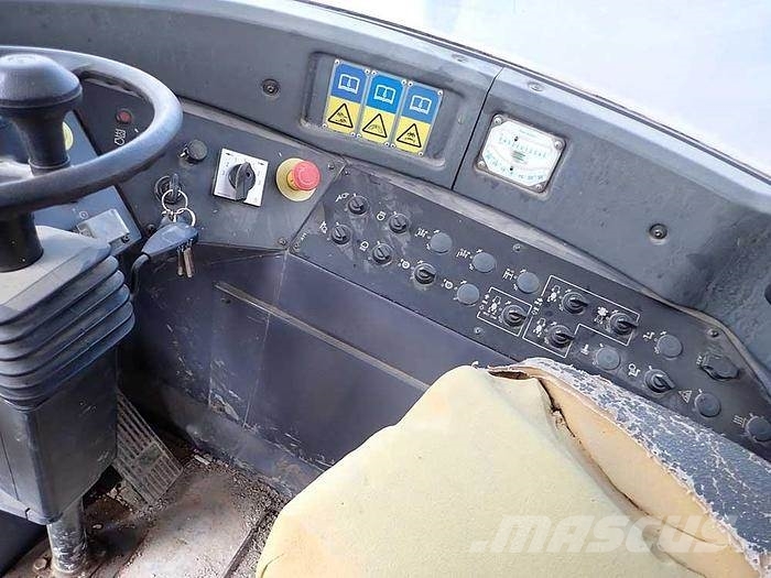 Atlas Copco BOOMER E2C Oberflächenbohrgeräte