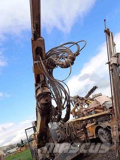 Atlas Copco BOOMER E2C Oberflächenbohrgeräte