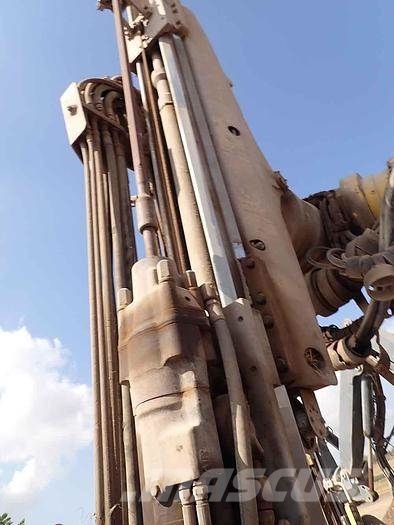 Atlas Copco BOOMER E2C Oberflächenbohrgeräte
