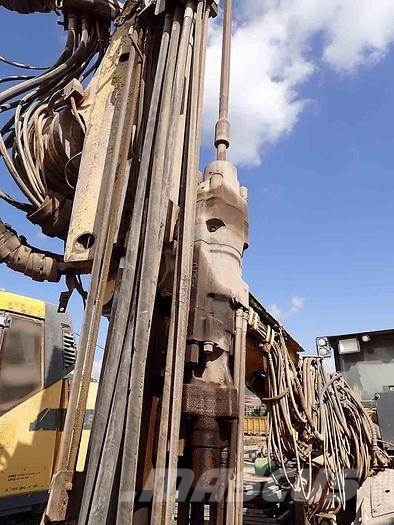 Atlas Copco BOOMER E2C Oberflächenbohrgeräte