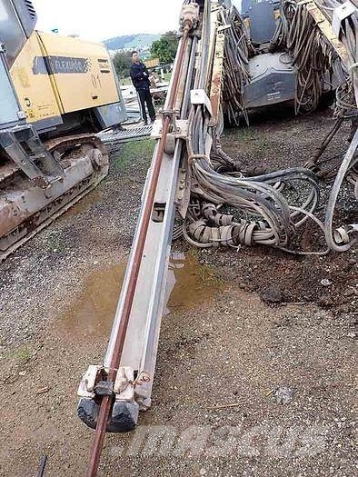 Atlas Copco BOOMER E2C Oberflächenbohrgeräte