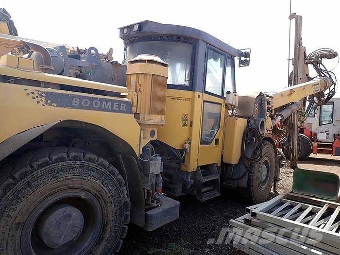 Atlas Copco BOOMER E2C Oberflächenbohrgeräte