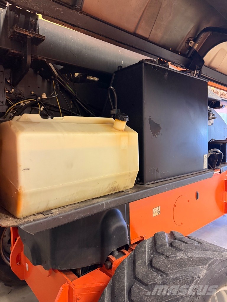 JLG 1350 SJP رافعات سلة مفصلية