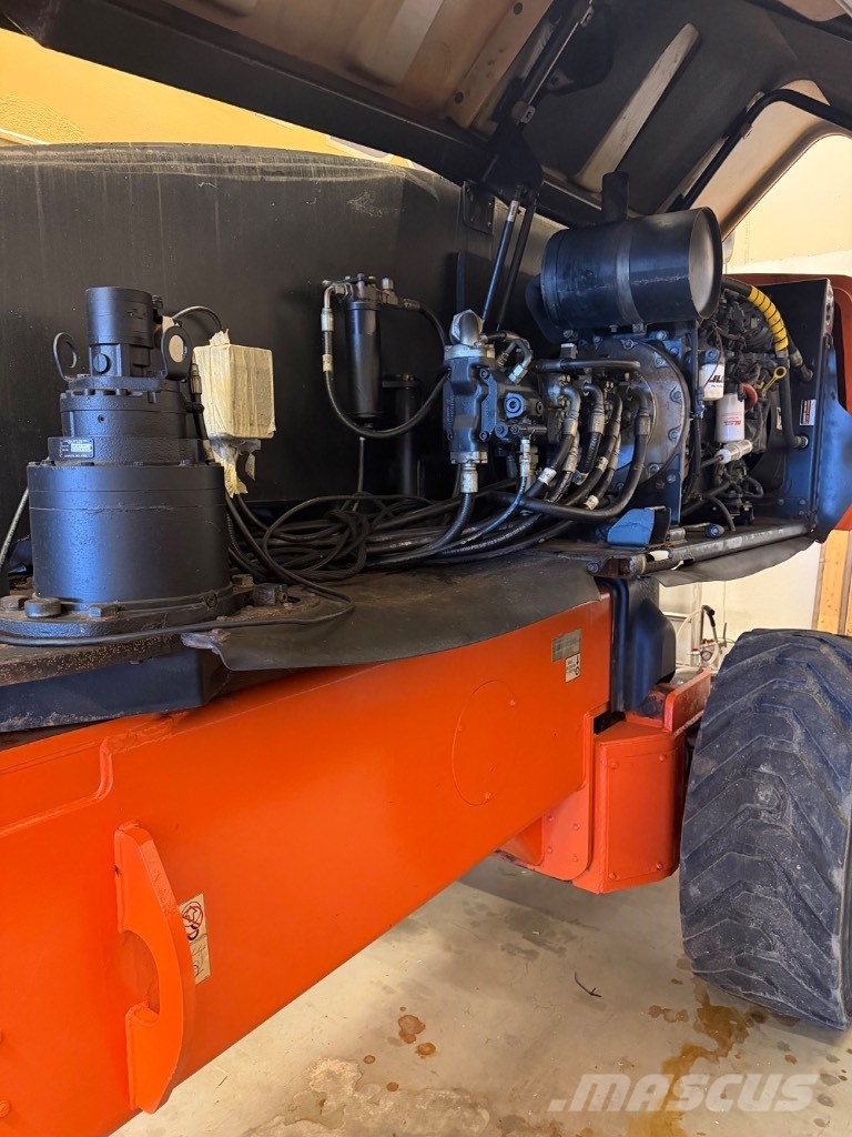 JLG 1350 SJP رافعات سلة مفصلية