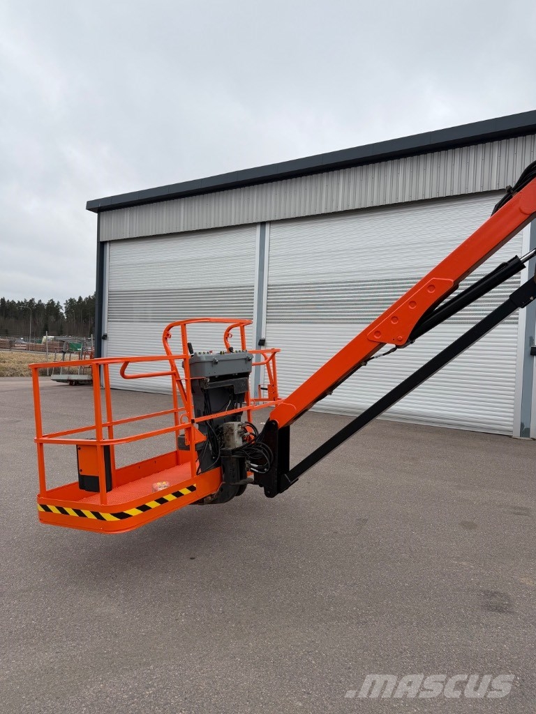 JLG 1350 SJP رافعات سلة مفصلية