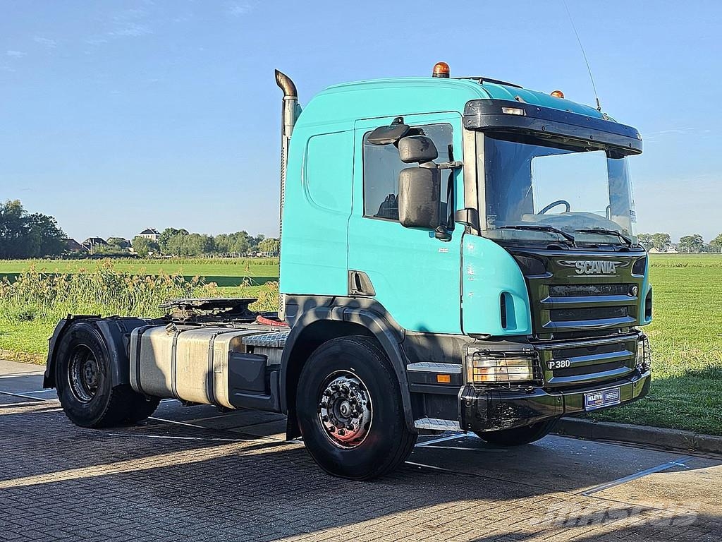 Scania P380 MANUAL HYDRAULICS Vlačilci