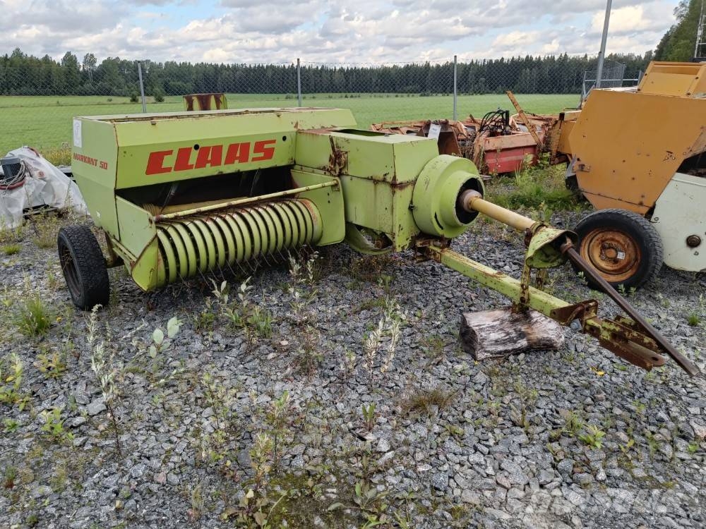CLAAS Markant 50 Kanttipaalaimet