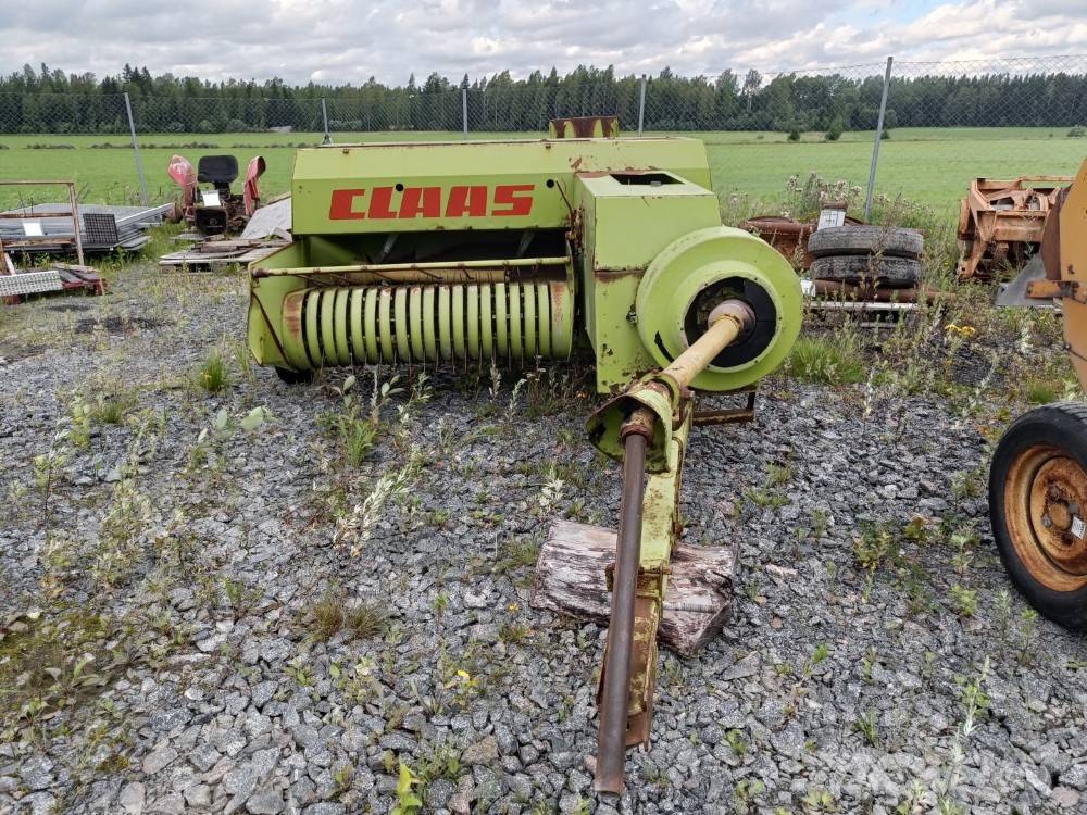 CLAAS Markant 50 Kanttipaalaimet
