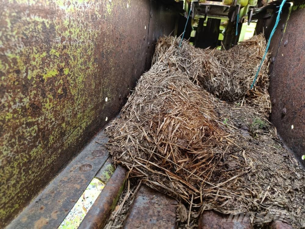 CLAAS Markant 50 Kanttipaalaimet