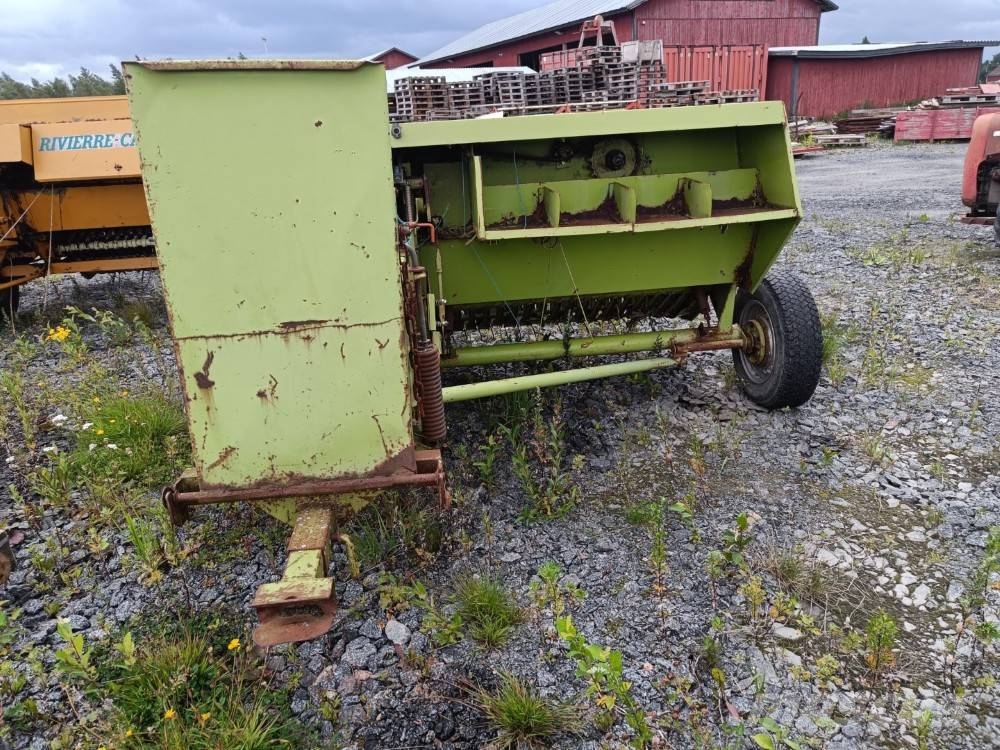 CLAAS Markant 50 Kanttipaalaimet