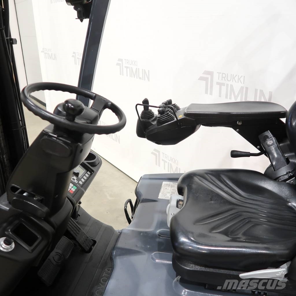 Toyota 8FBE15T El gaffeltrucks