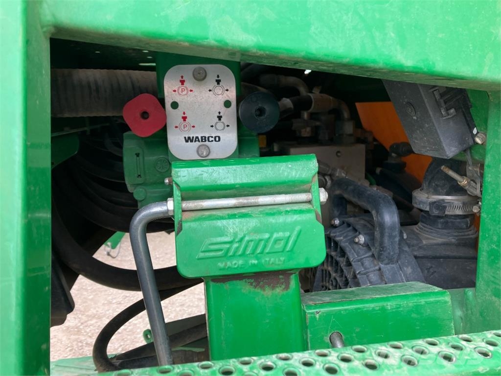 John Deere R740i Vučene prskalice