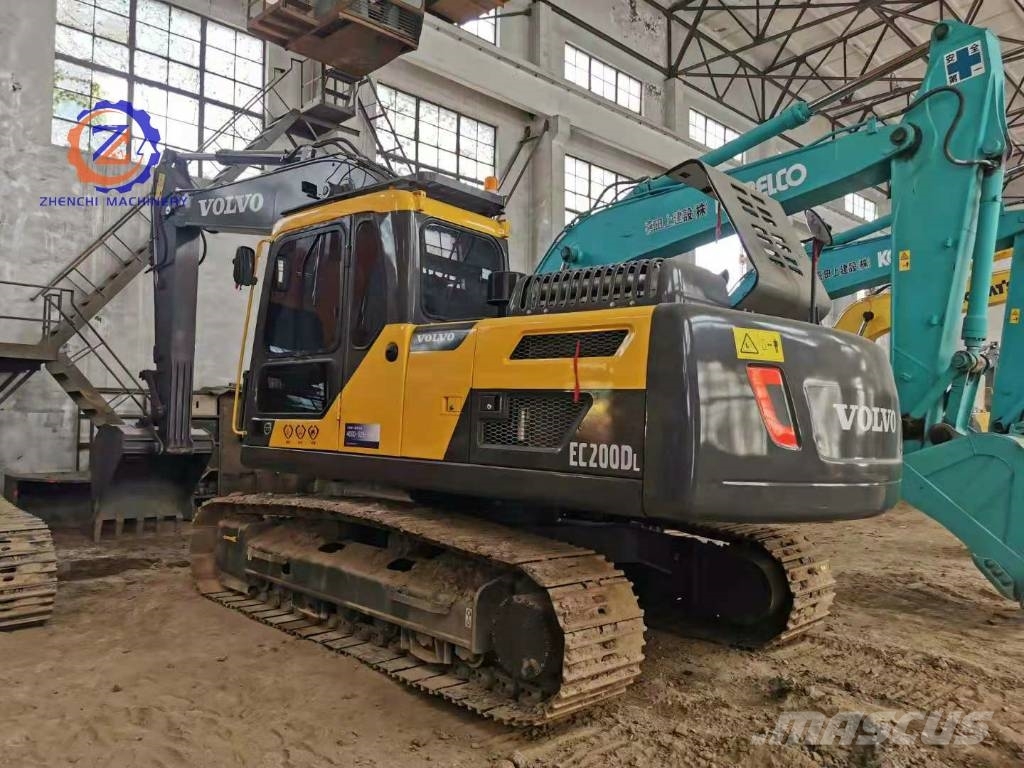 Volvo EC 200 D Raupenbagger