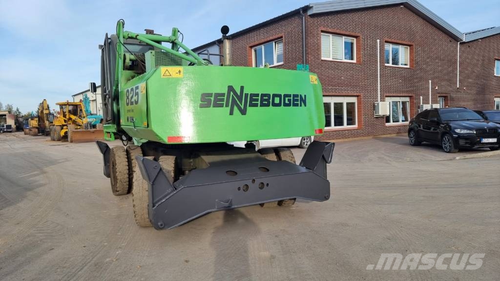 Sennebogen 825 Waste / industry handlers