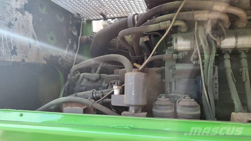 Sennebogen 825 Waste / industry handlers