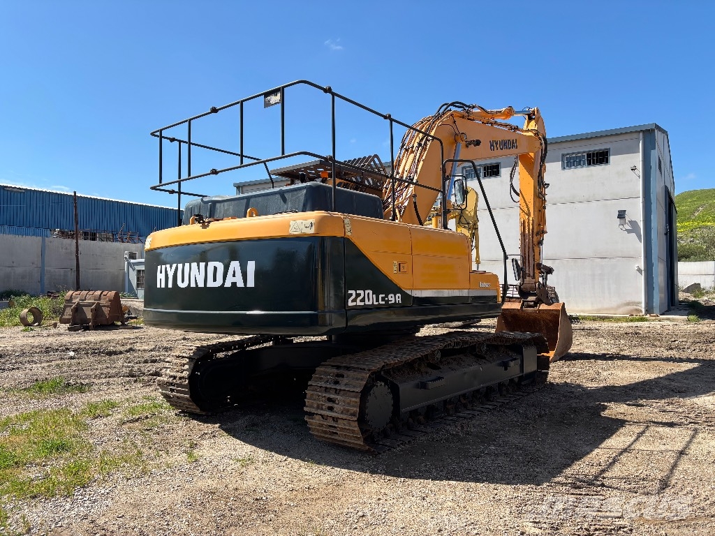 Hyundai R220LC-9 Excavadoras sobre orugas